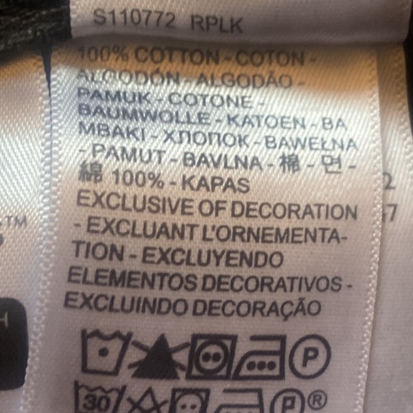 NWT Levi's Silvertab™ High-Rise Mom Jean Shorts Black 32 - Picture 9 of 12